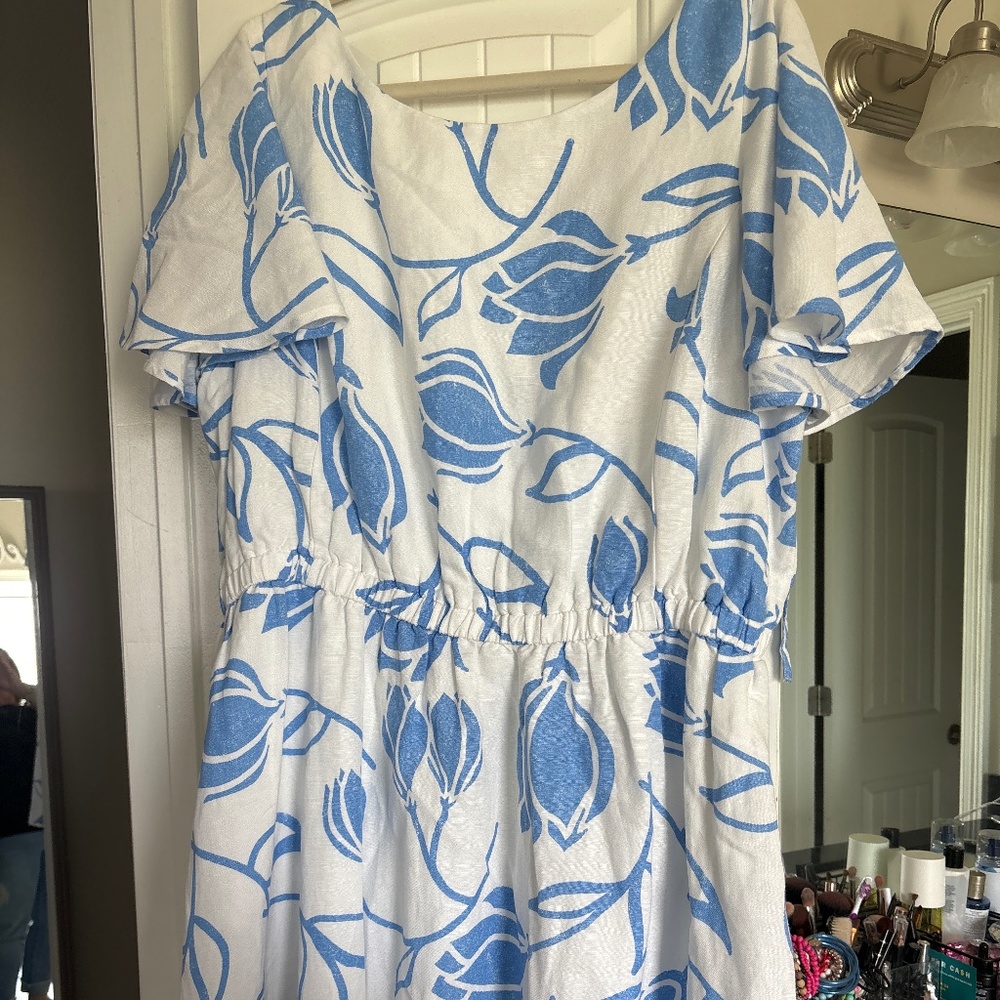 Beautiful never worn dress